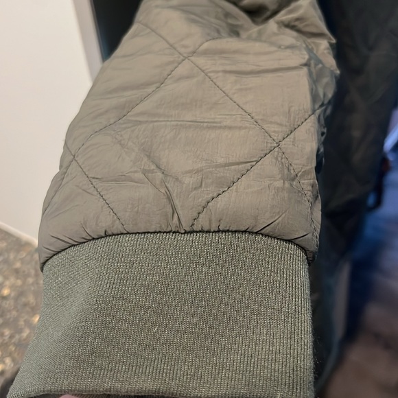 Mid length reversible  Sherpa lined winter coat - Picture 3 of 6